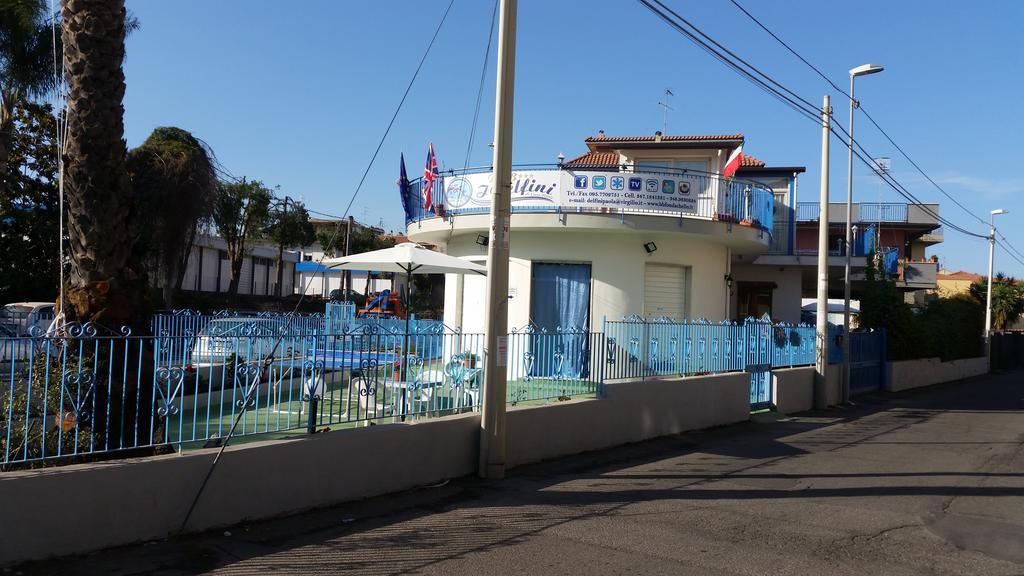 Beb I Delfini Di Casa Paola Bed & Breakfast Mascali Exterior photo