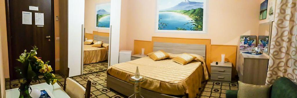 Beb I Delfini Di Casa Paola Bed & Breakfast Mascali Exterior photo