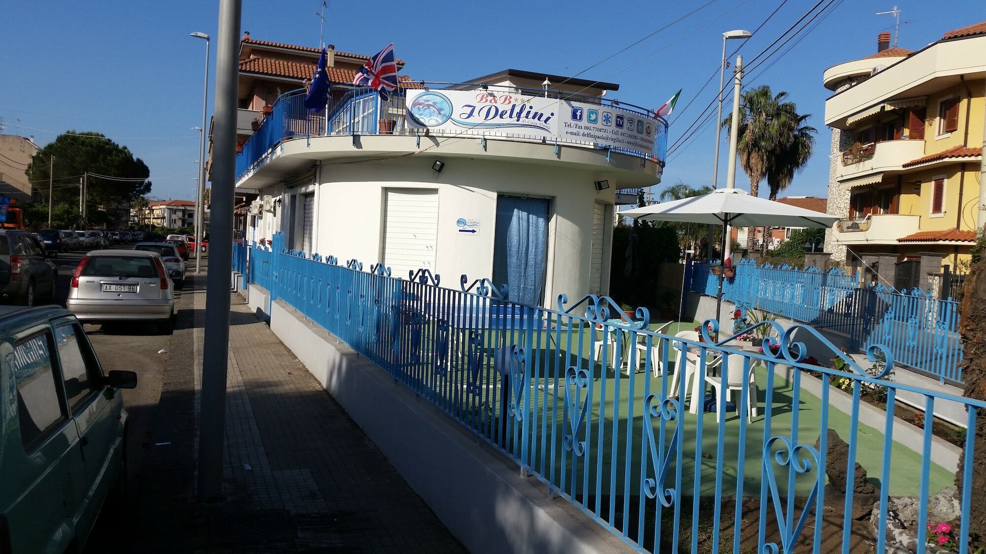 Beb I Delfini Di Casa Paola Bed & Breakfast Mascali Exterior photo